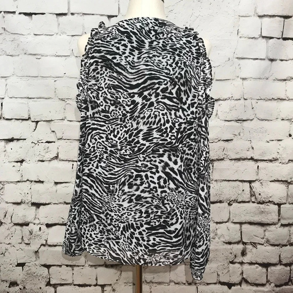 NWT MICHAEL Michael Kors Big Cat Cold Shoulder‎ Top - Picture 7 of 8